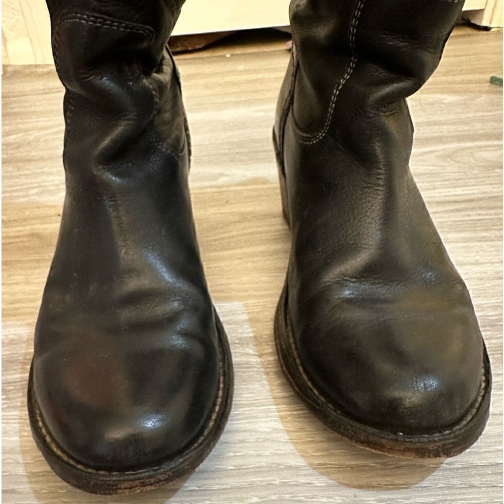 Frye size 7 1/2 - Picture 13 of 16